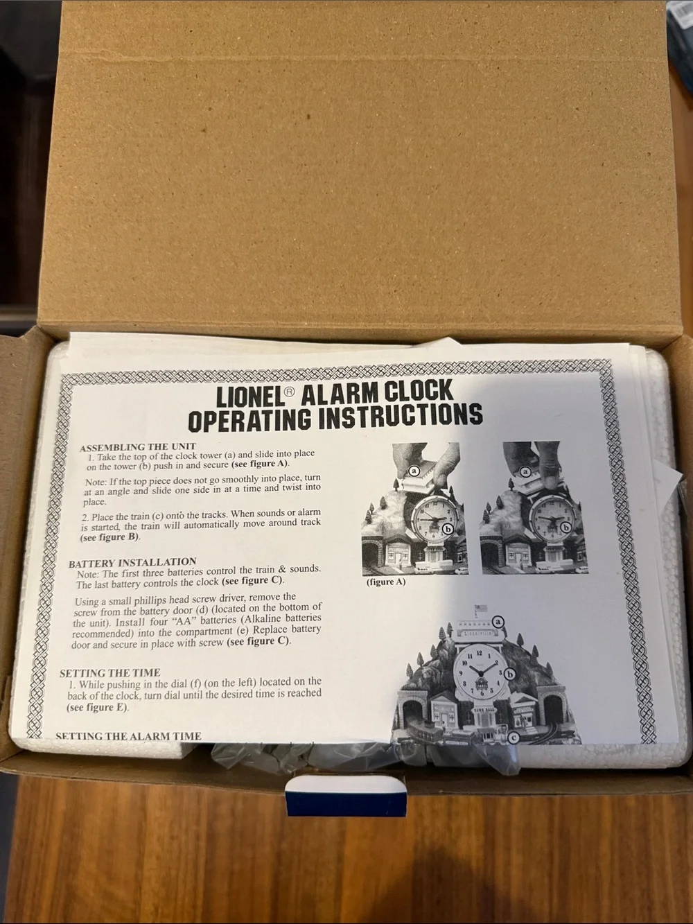 New in box LIONEL 100th Anniversary Talking Train Alarm Clock Complete Set